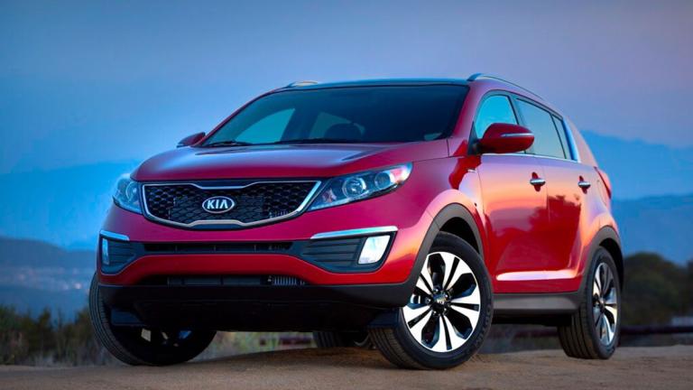 2013 Kia Sportage Front Left in Red